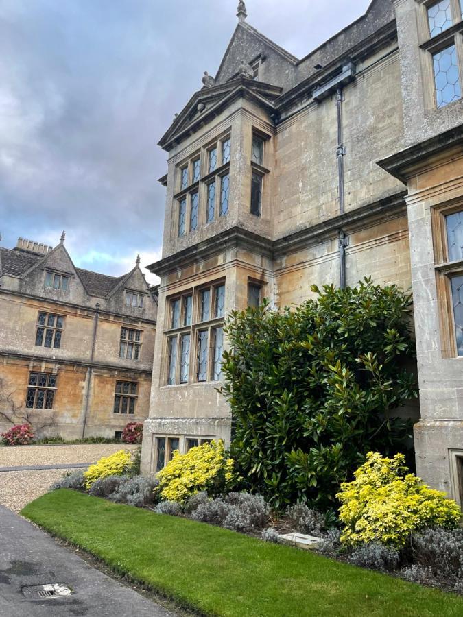 Alexander House Apartment Corsham Bagian luar foto