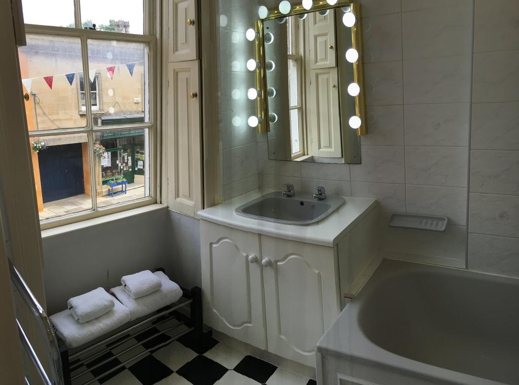Alexander House Apartment Corsham Bagian luar foto